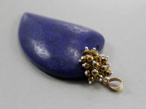 chileart biżuteria autorska lapis lazuli hematyt piryt srebro wisior serce